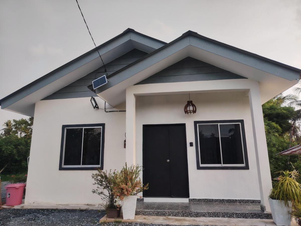Alyssa Homestay Arau - B&B Kangar