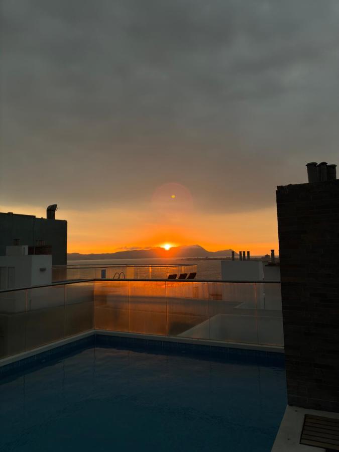Modern and comfortable apartment nearby Aairport - B&B Lima