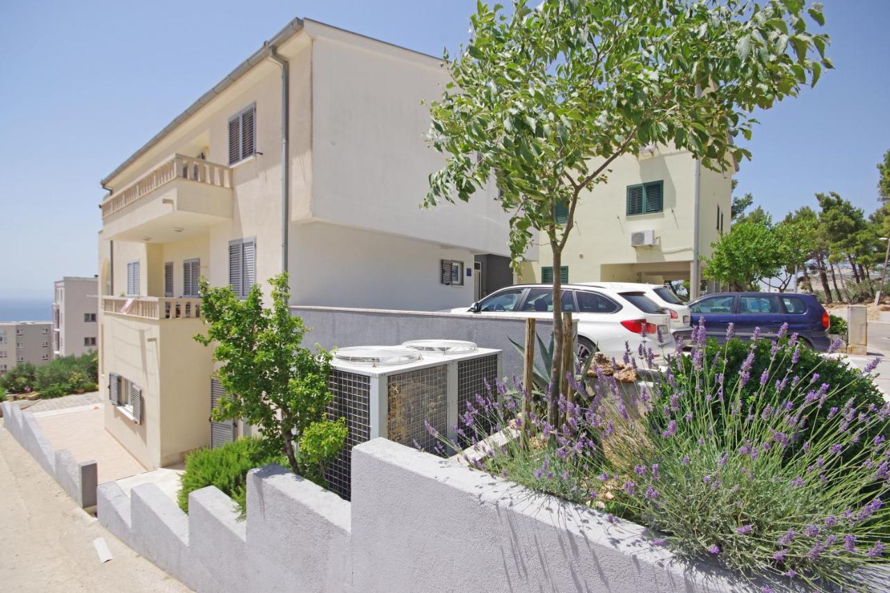 Apartmani Villa Antonio - Chambres d'hôtes Makarska