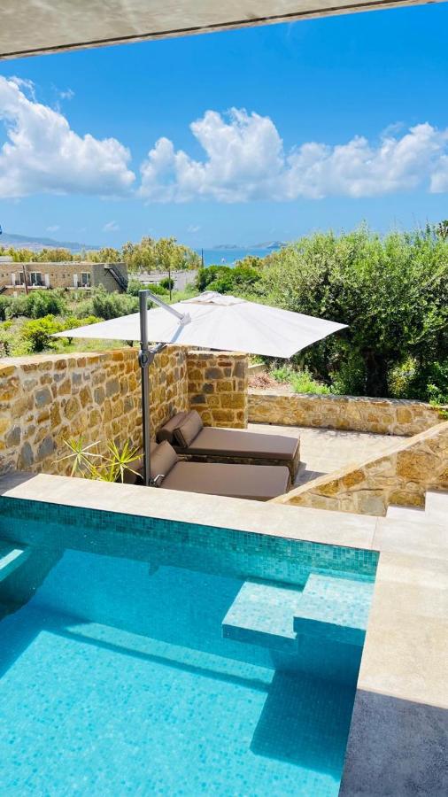 Gialova Hills - Luxury Villa with Private Pool, Garden & Seaview - B&B Gialova