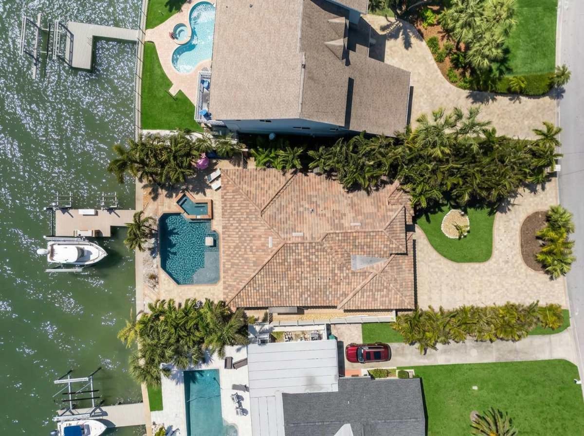 Harbor Villa Waterfront Pool Spa Firepit - B&B Clearwater Beach