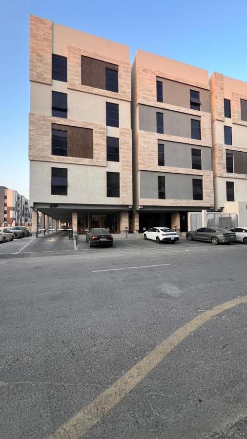 شقه غرفتين نوم وصاله ومطبخ بالخير دخول ذاتي - Bed and Breakfast Khobar