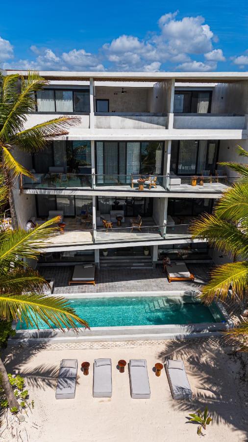 Luxury Beachfront 4BR PH in Bahia Soliman - Ferienwohnung Balcheil