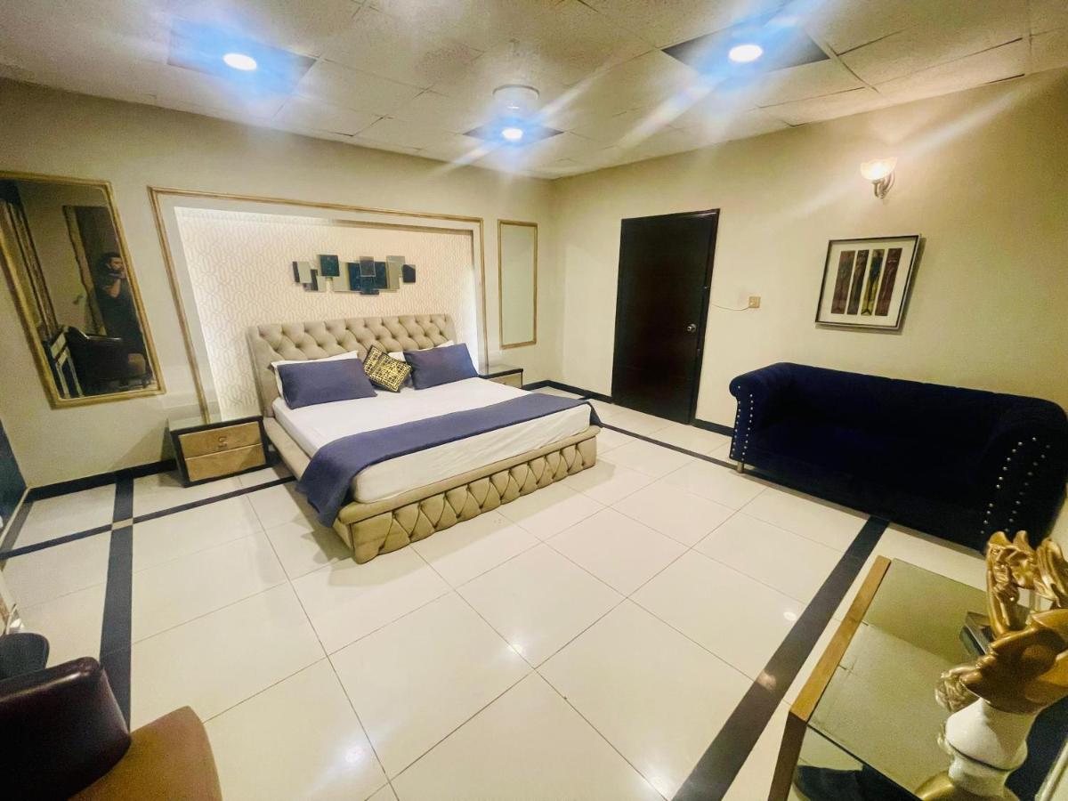 Urban Elite F8 Islamabad - Bed and Breakfast Islamabad