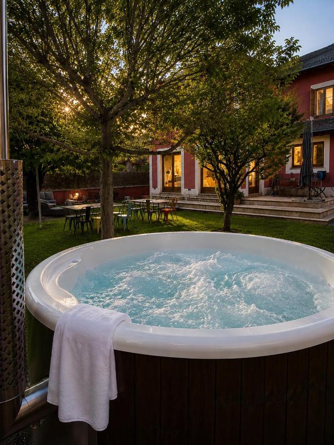 CAL QuEROL Llac, Villa con jacuzzi y jardín en Puigcerdà centro - B&B Puigcerdà