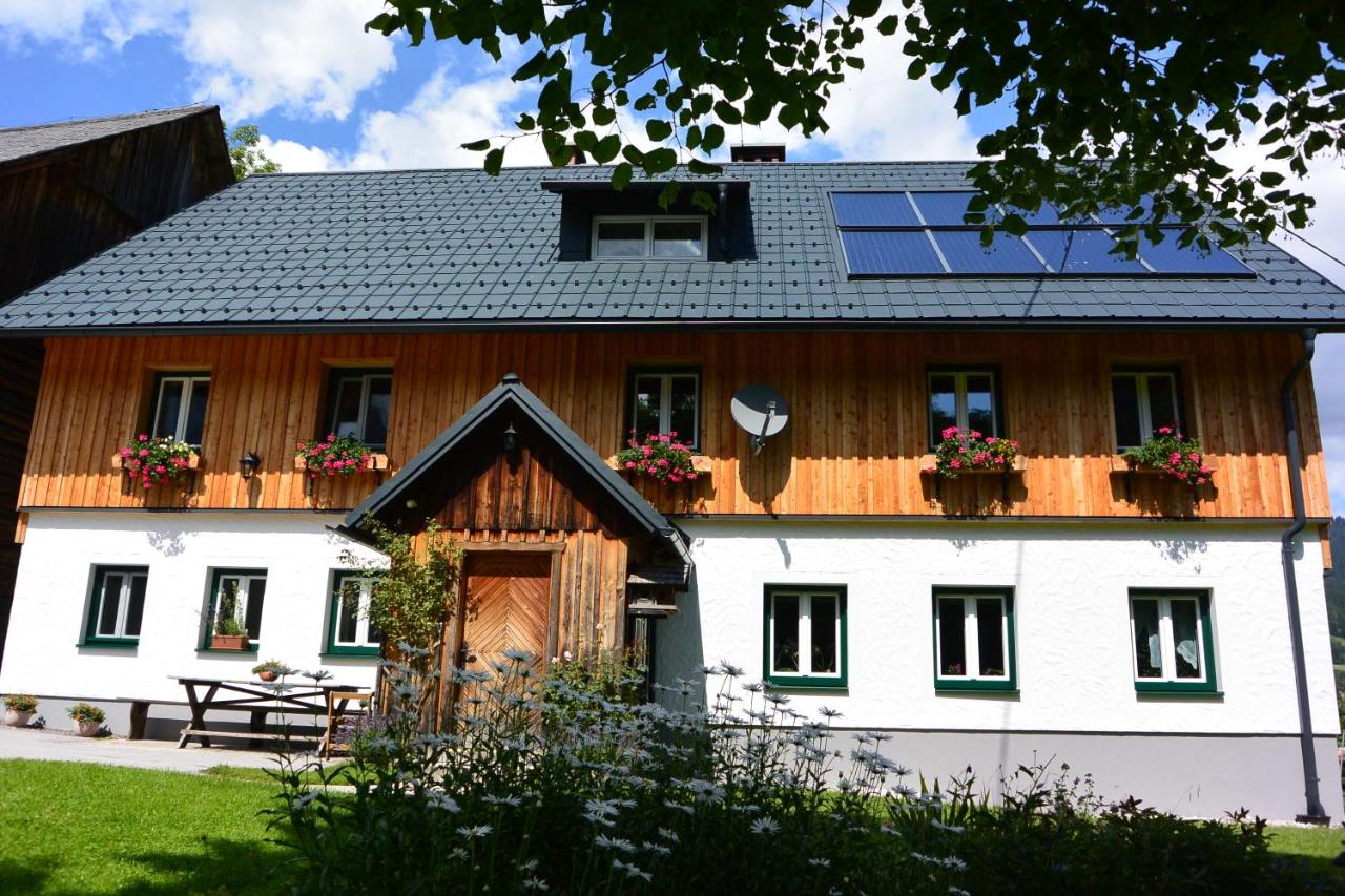 B&B Tauplitz - Ferienwohnung Pöreiterhof - Bed and Breakfast Tauplitz