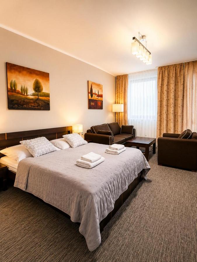 Hotel DIVA Apartament prywatny z tarasem - Ferienwohnung Kolberg