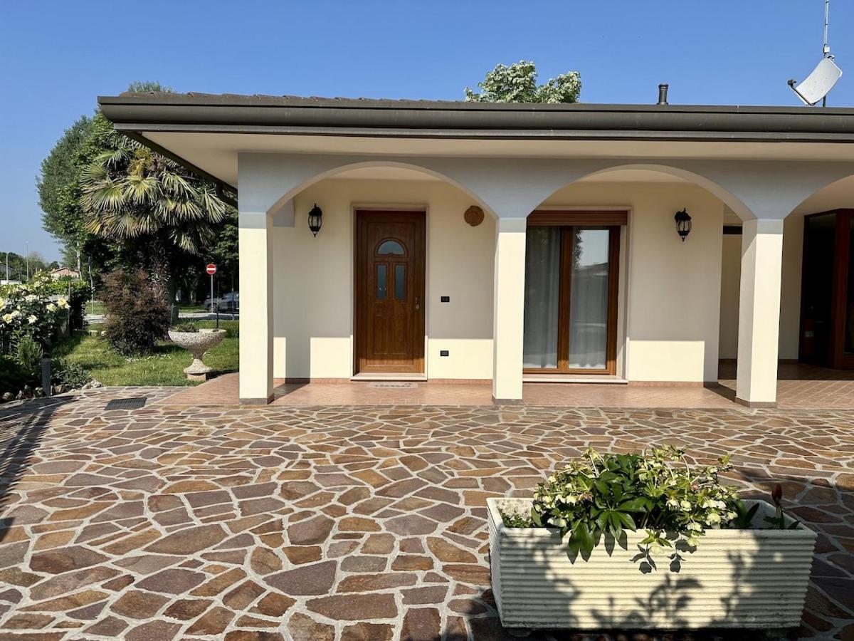 LUMAS House independent apartment - B&B Piove di Sacco-Piovega