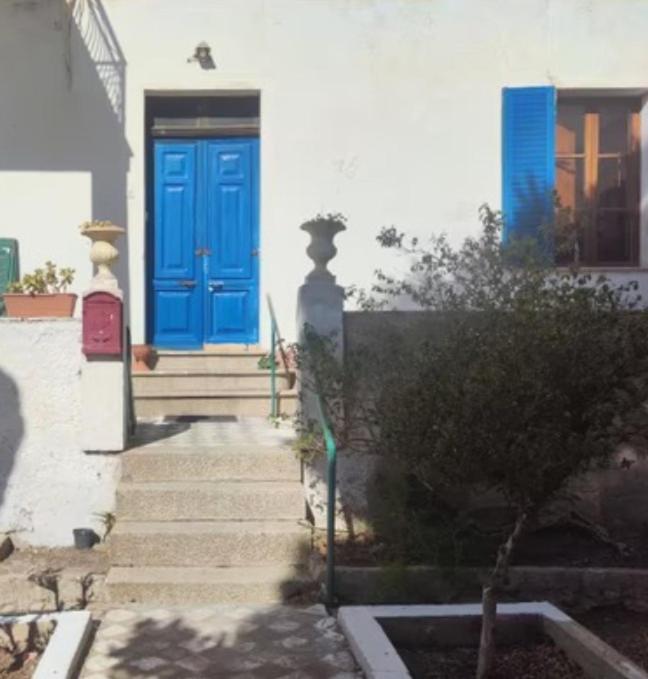 Via Roma 5B - B&B La Maddalena