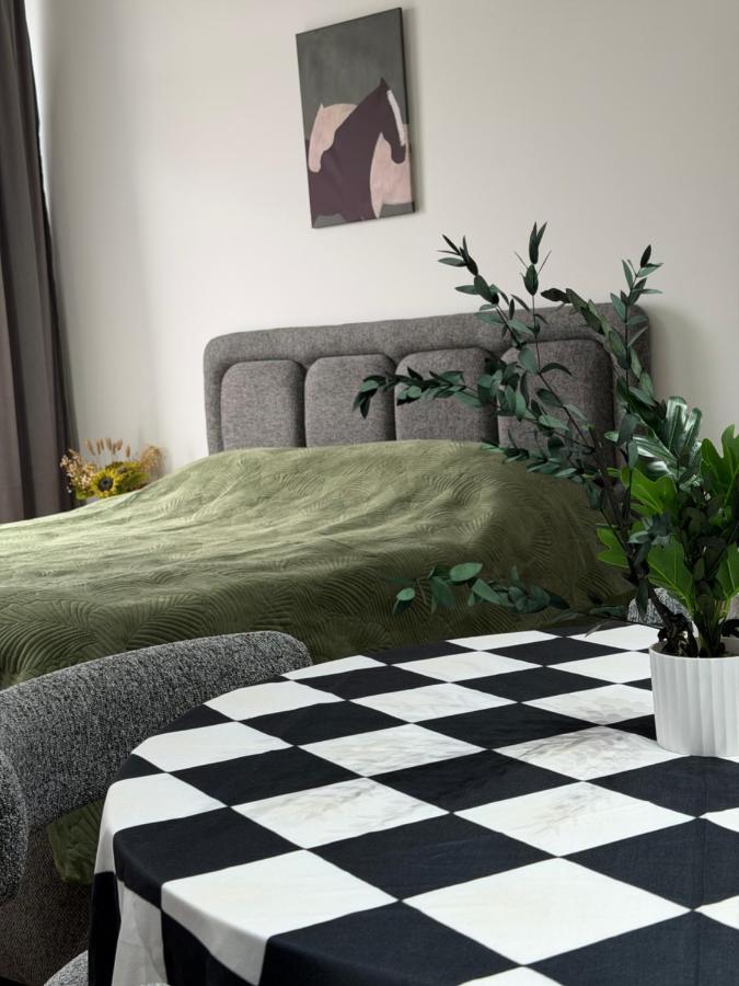 Kind House - Bed and Breakfast Koboeleti