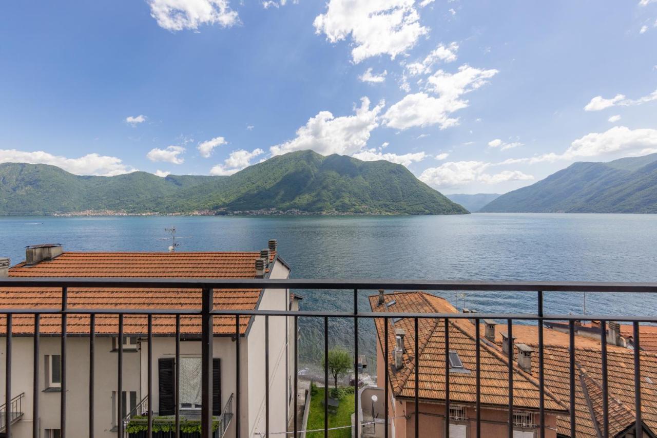 Como Lake Bright penthouse with breathtaking views - B&B Colonno
