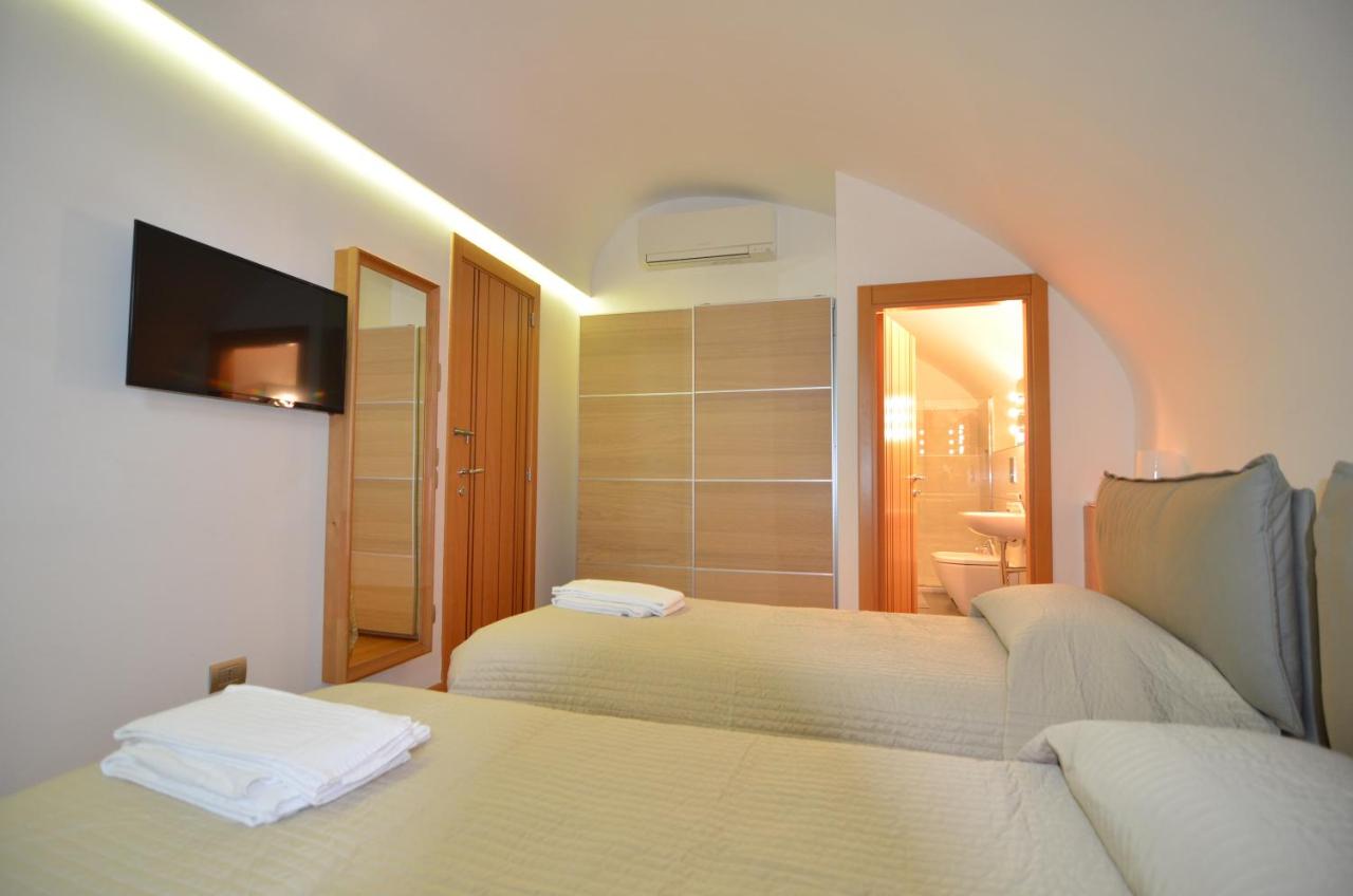 Standard Double or Twin Room with Private Bathroom
