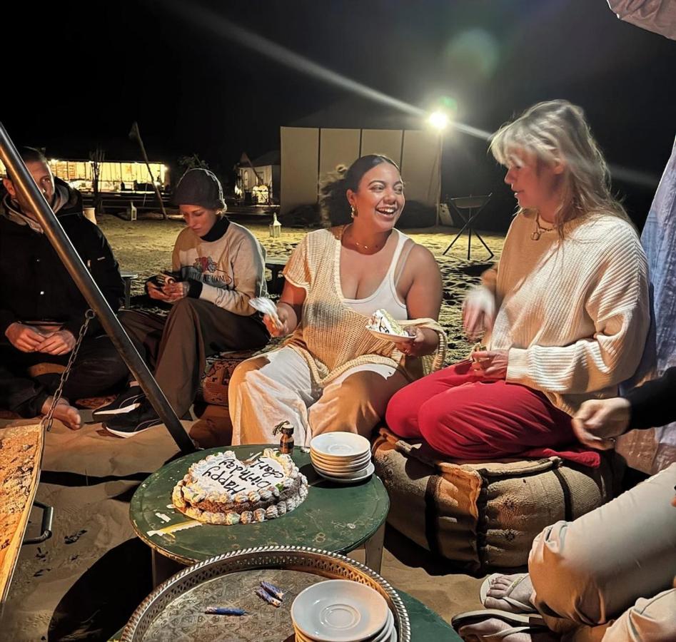 Gilded luxury camp - Bed and Breakfast Merzouga