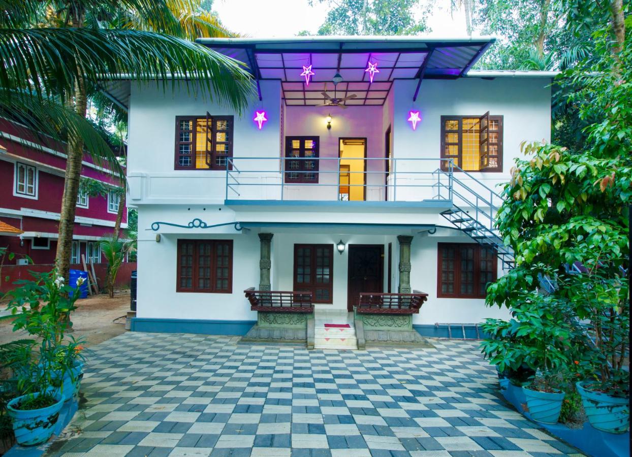 Marari White Home - Ferienwohnung