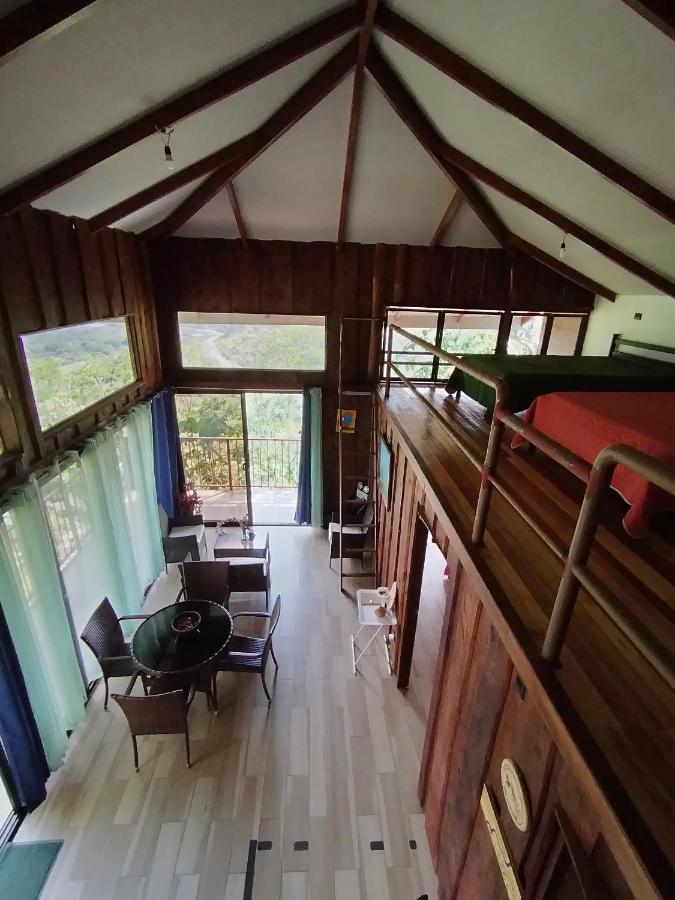 Cabaña Vista de Oro 1 - Bed and Breakfast Paraíso