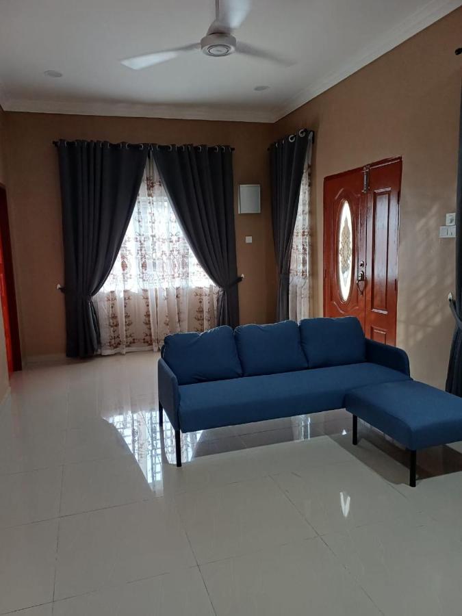Maznah Homestay - B&B Sitiawan