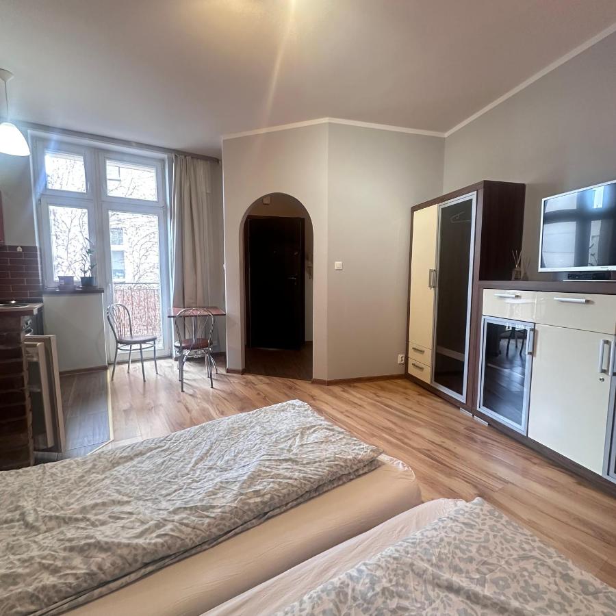 27 Apartment in the Center of Katowice Payment in cash - Chambres d'hôtes Katowice