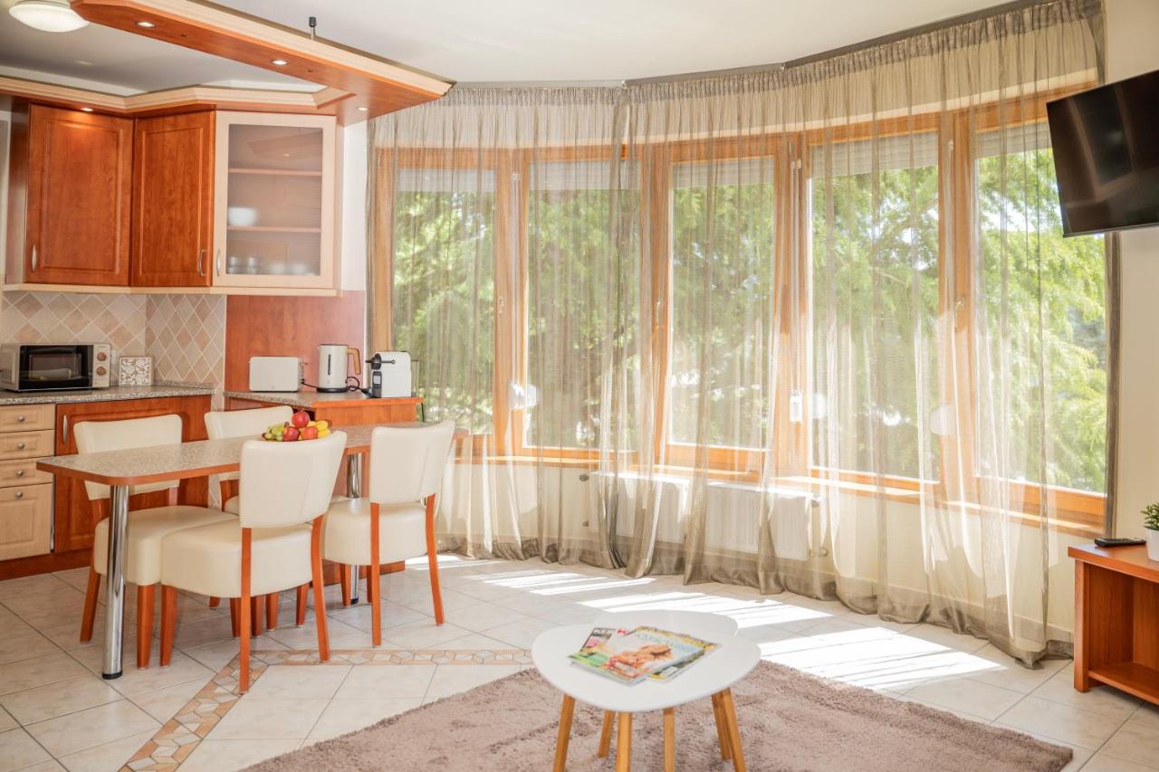 BenLi Apartman - B&B Balatonlelle