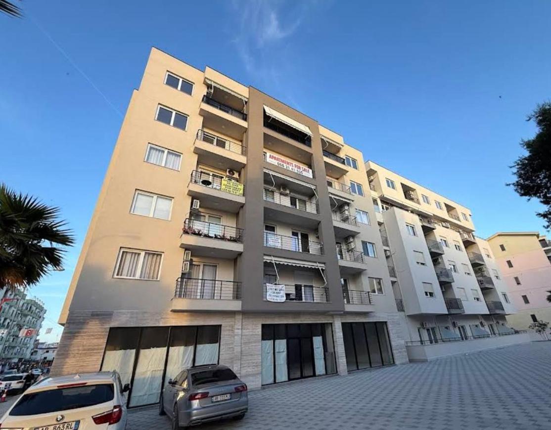 EL Lux Apartment - Ferienwohnung Golem