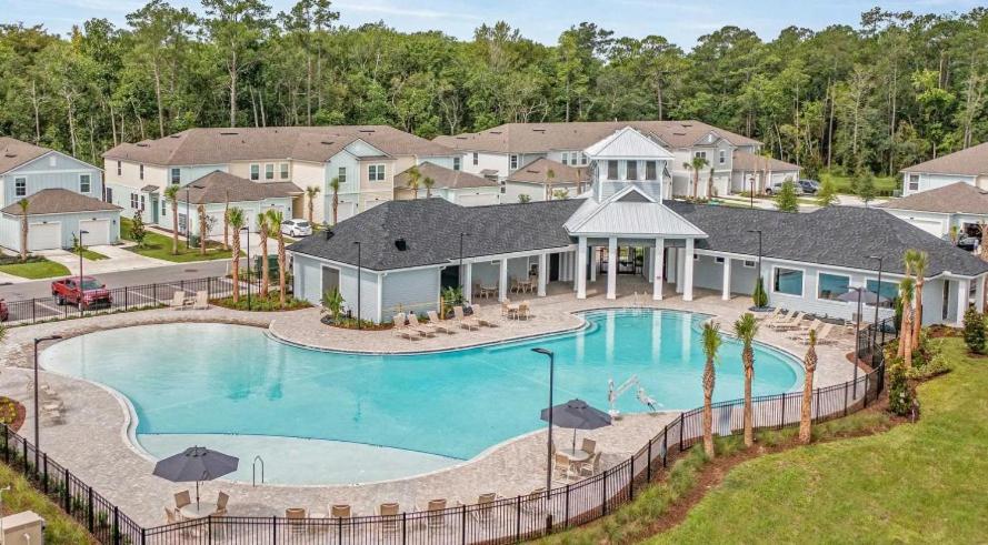 NEW! Modern & Private Home Pool, Gym, Playground - B&B Saint Augustine