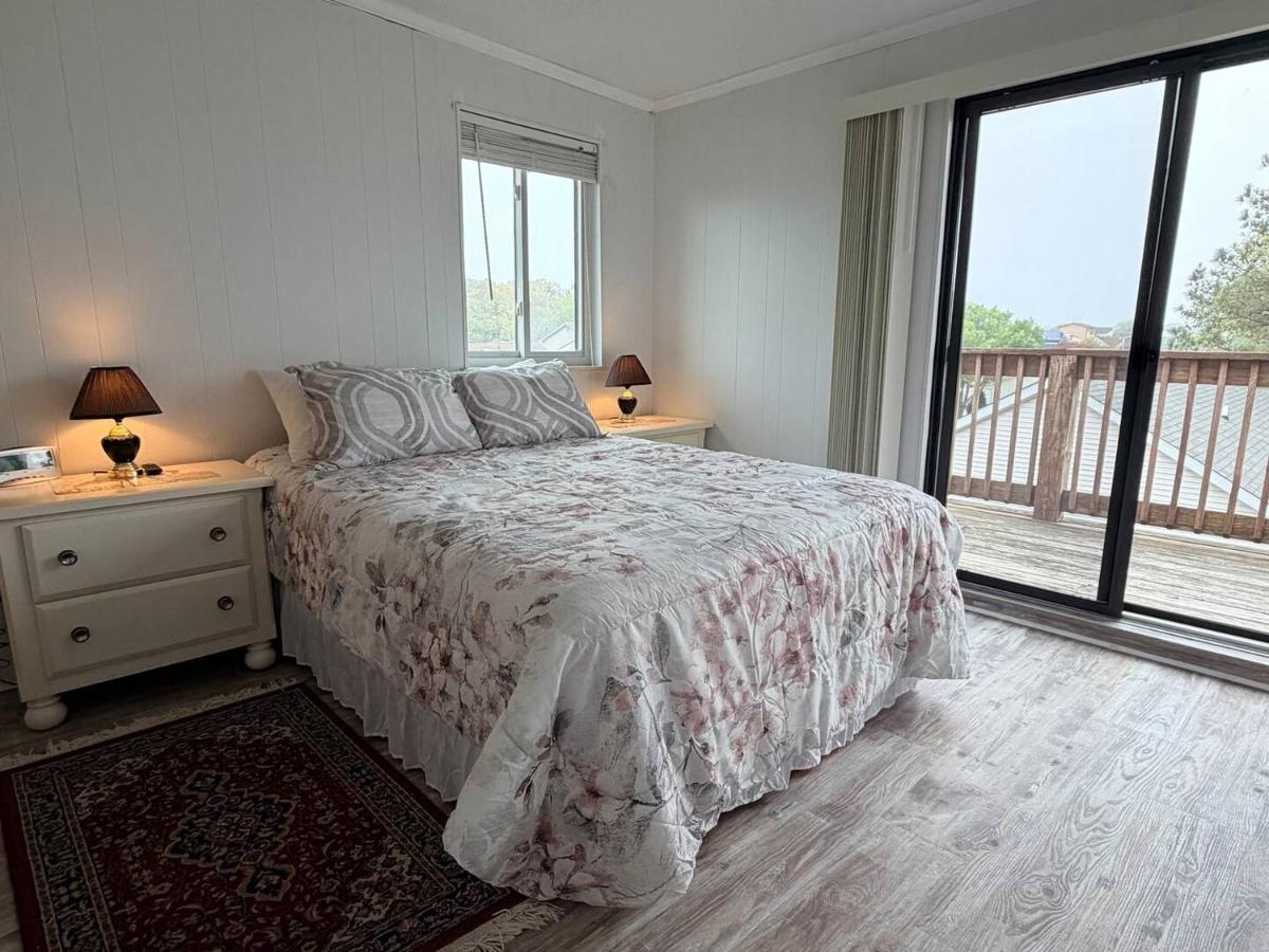 Quiet Ocean City Condo Near Fenwick Island - B&B Ocean City