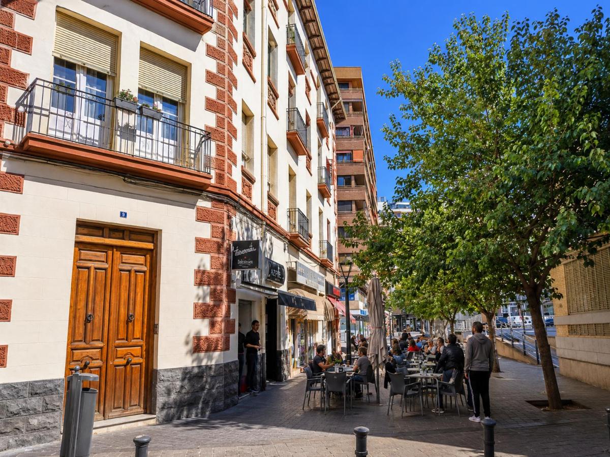 Historic apartment by Mercado Central by NRAS - B&B Alicante
