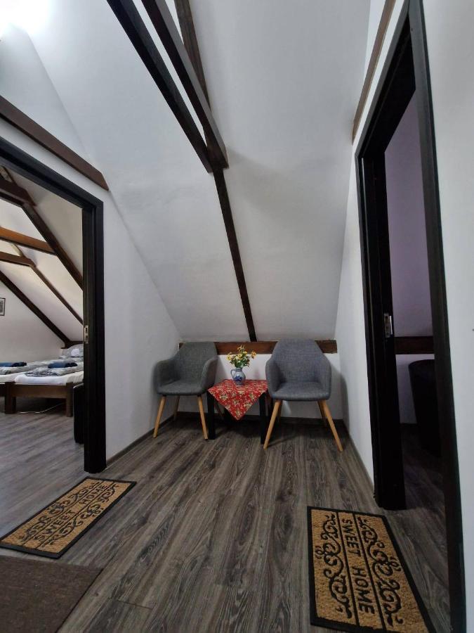 Quadruple Room with Private External Bathroom
