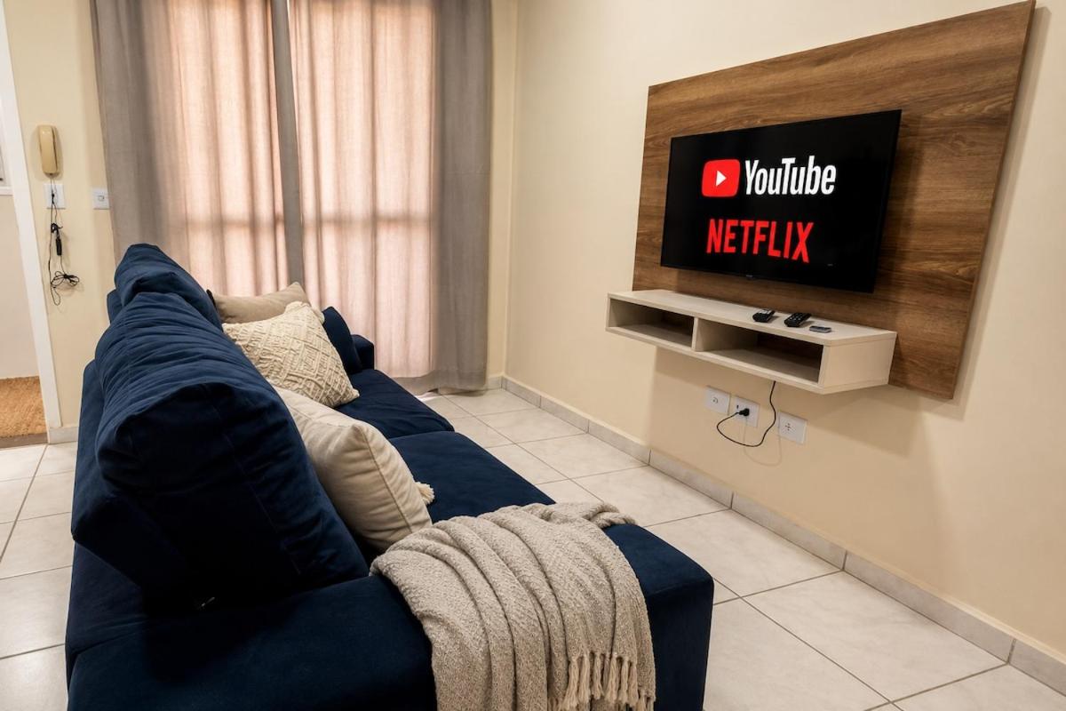 Loft Vila Inglesa | Ar, garagem e home office - Bed and Breakfast Ourinhos