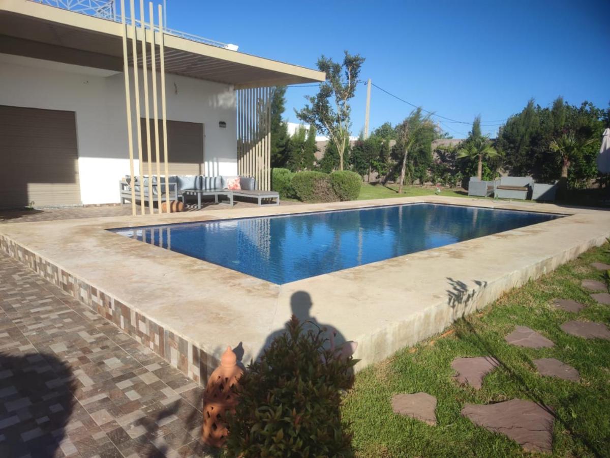Peaceful Farm Villa with Private Pool, Bungalow & Garden - B&B El Jadida