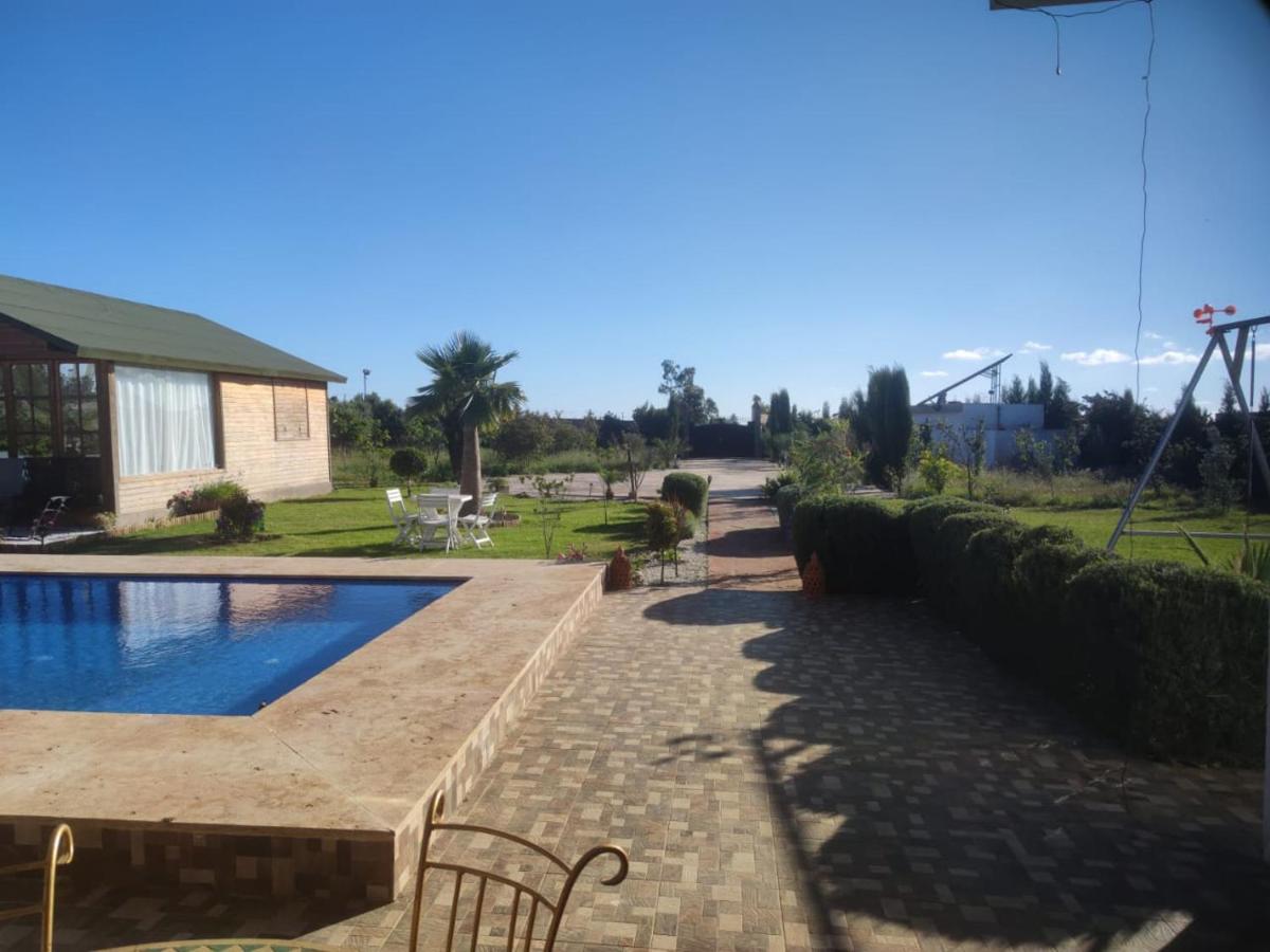 Peaceful Farm Villa with Private Pool, Bungalow & Garden - B&B El Jadida