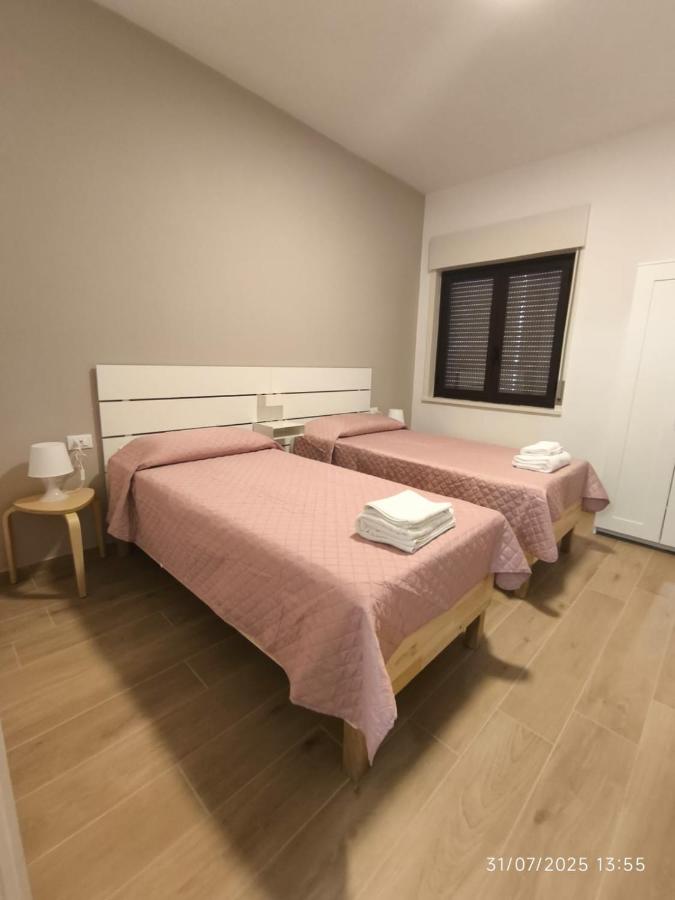 Doppel- oder Zweibettzimmer