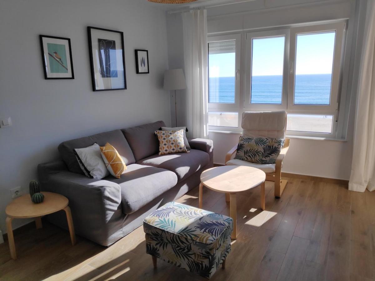 Apartment at Playa Victoria - Ferienwohnung Cádiz