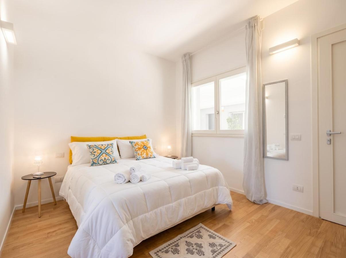 Benjamin House - Exclusive Modern Loft - B&B Bari