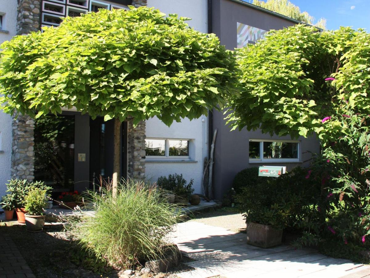 B&B Friedrichshafen - Ferienwohnungen PANO - Bed and Breakfast Friedrichshafen