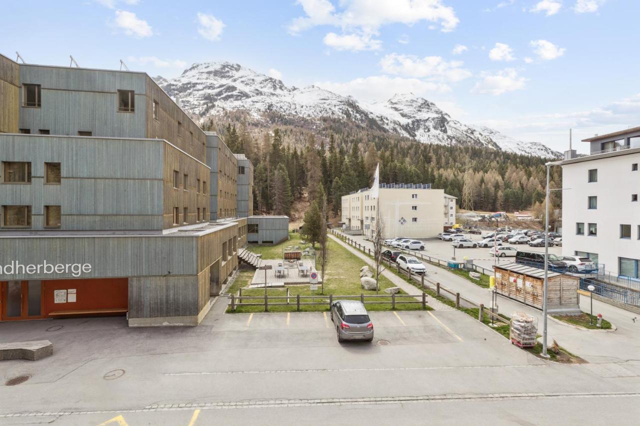 Apartments Flora - Sunflower - B&B Sankt Moritz