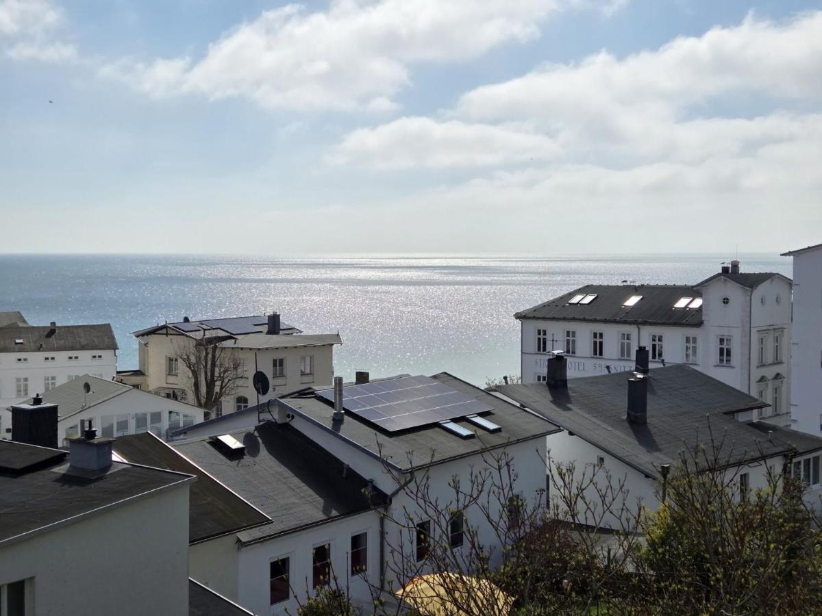 Villa Johanna mit herrlichem Meerblick - Ferienwohnung Sassnitz