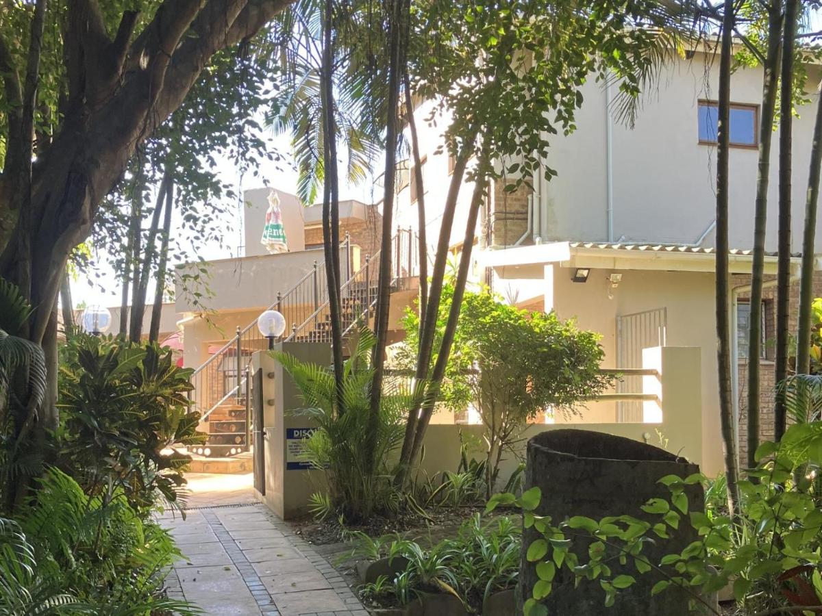 Cycasia Lodge - Ferienwohnung Umzumbe