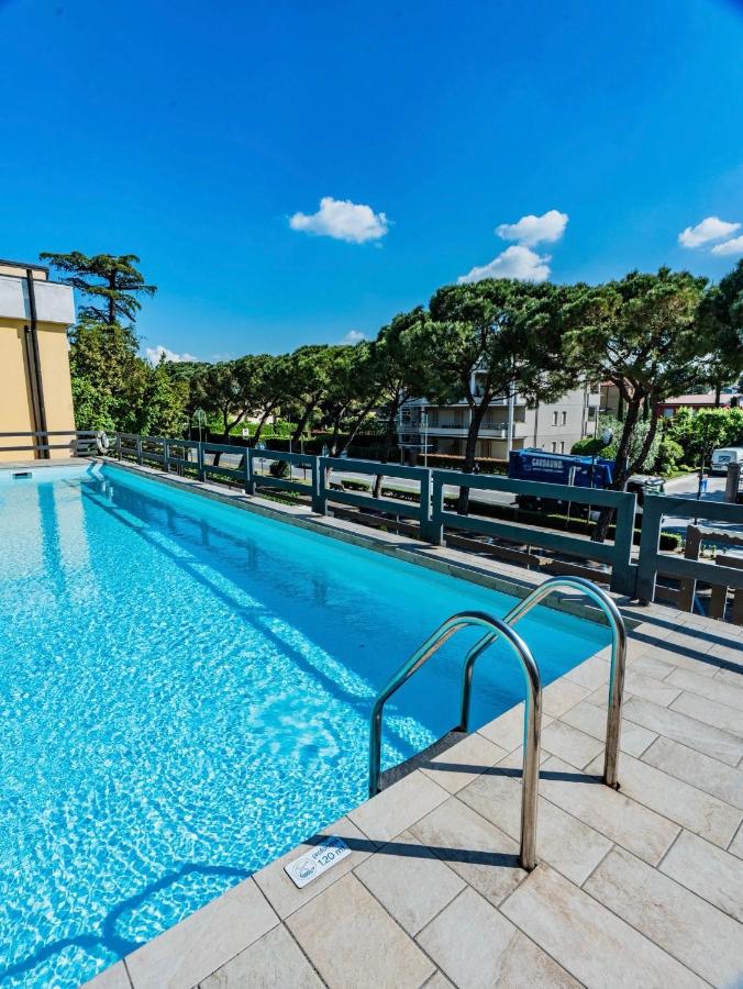 Chill Pool Cosy Studio Desenzano del Garda - B&B Desenzano del Garda