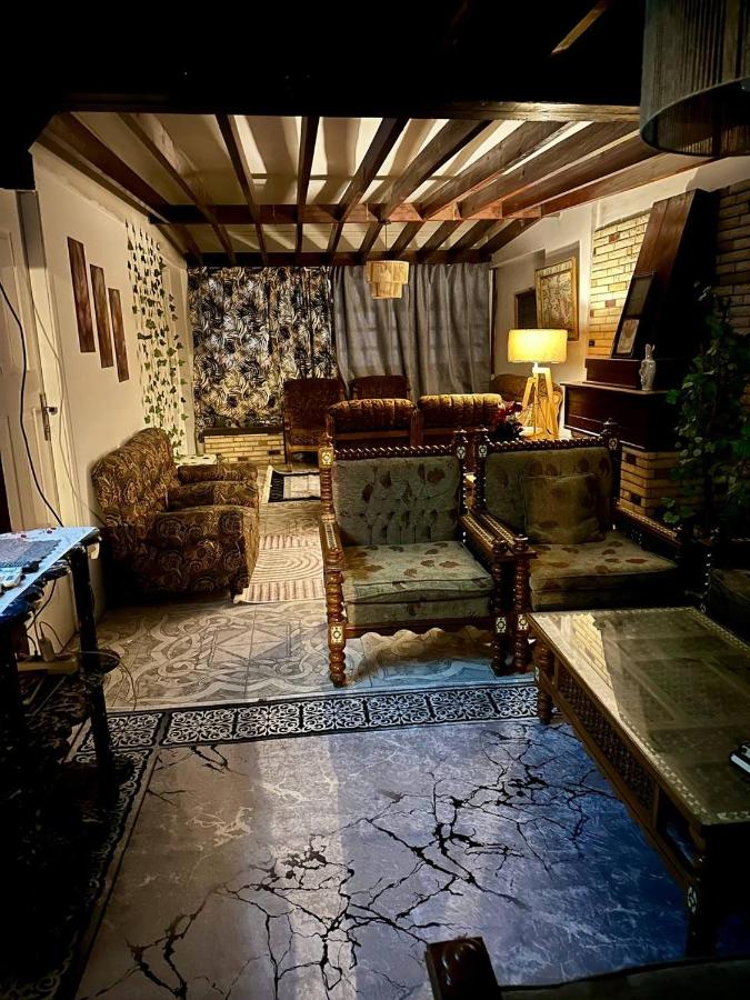 Serenity Hostel Men Only هوستيل الهدوء للرجال فقط - Ferienwohnung Kairo