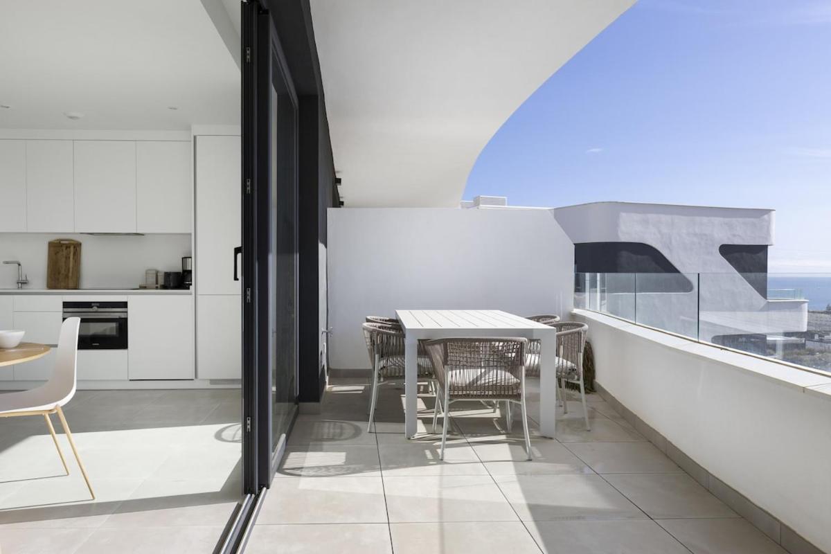 Elegant Luxury Suite with Terrace in Higueron - B&B Fuengirola