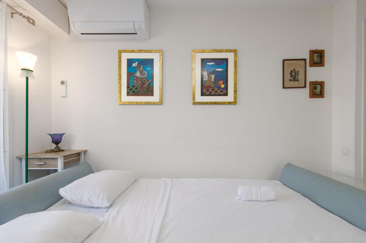 Appart lumineux et bien équipé en centre-ville - B&B Menton