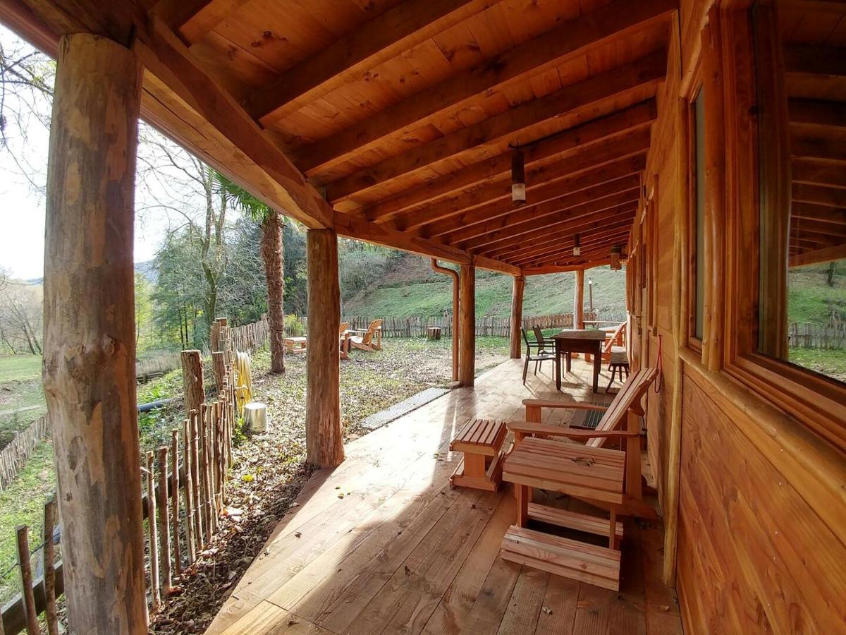 Houten Huis met Terras