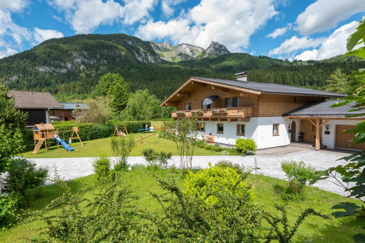 B&B Lofer - Haus Alpenblick Lofer - Bed and Breakfast Lofer