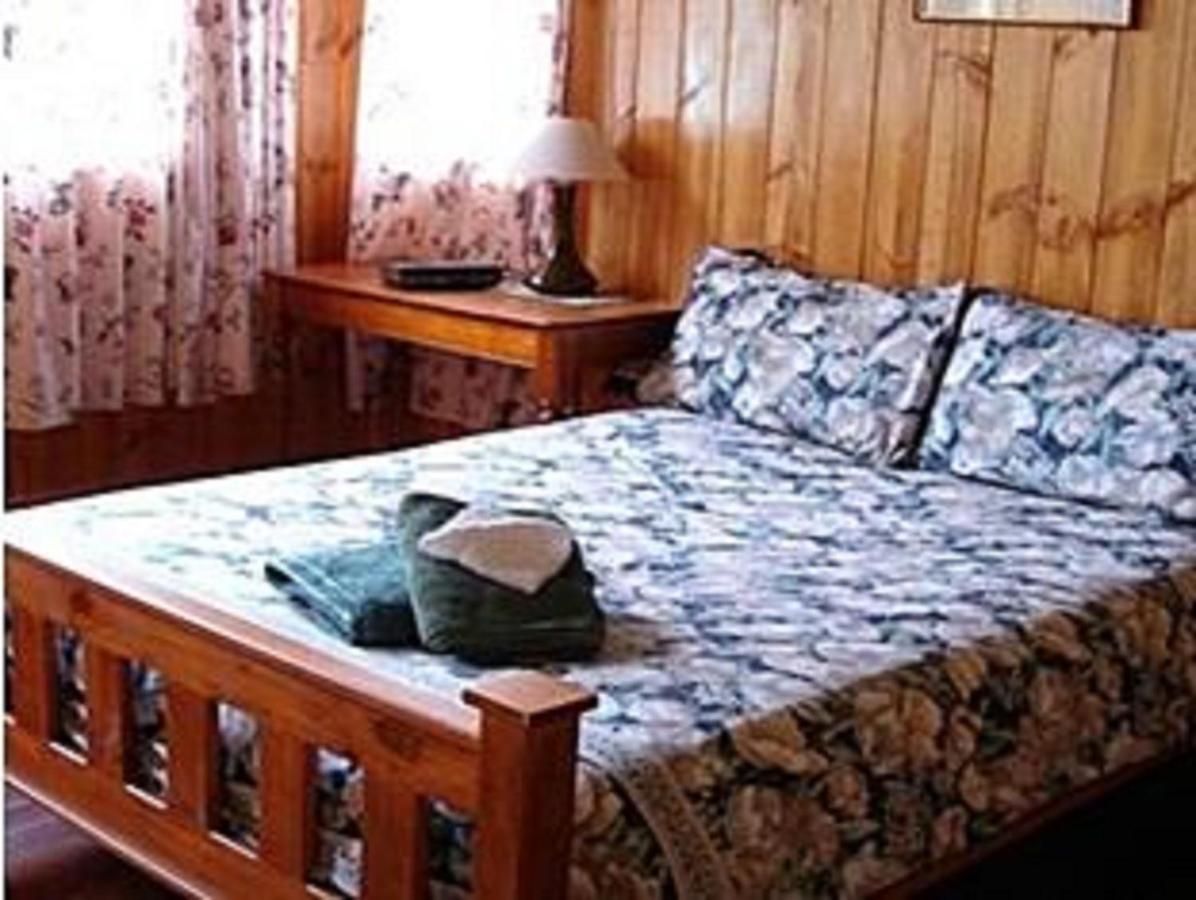Huisje Henry's met 2 Slaapkamers en Gedeelde Badkamer