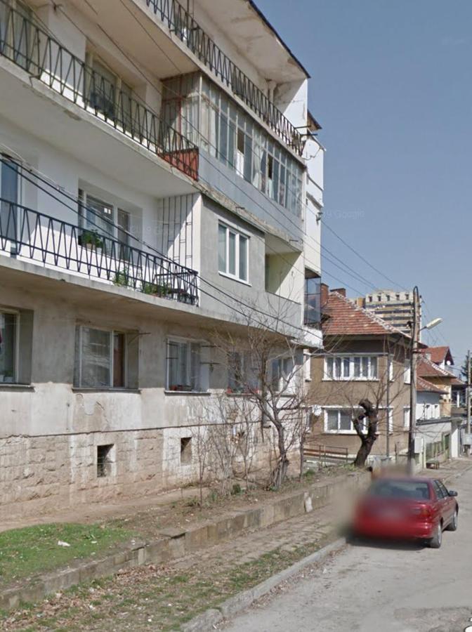 Апартамент "Smiley Place" - Bed and Breakfast Vratsa