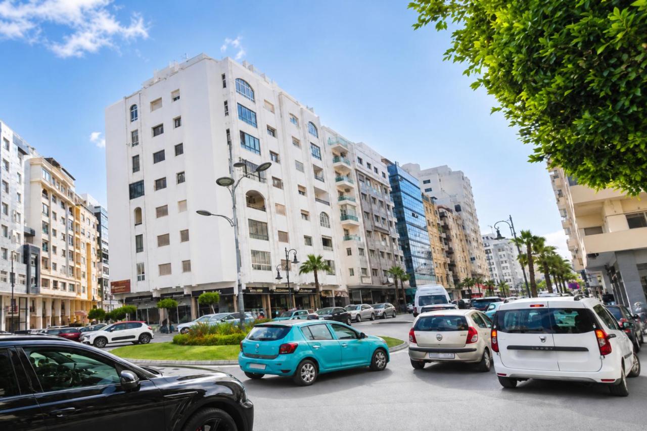 Sunny Terrace Apartment Centre Tanger 5 min Marina&Beach Parking Free - B&B Tangier