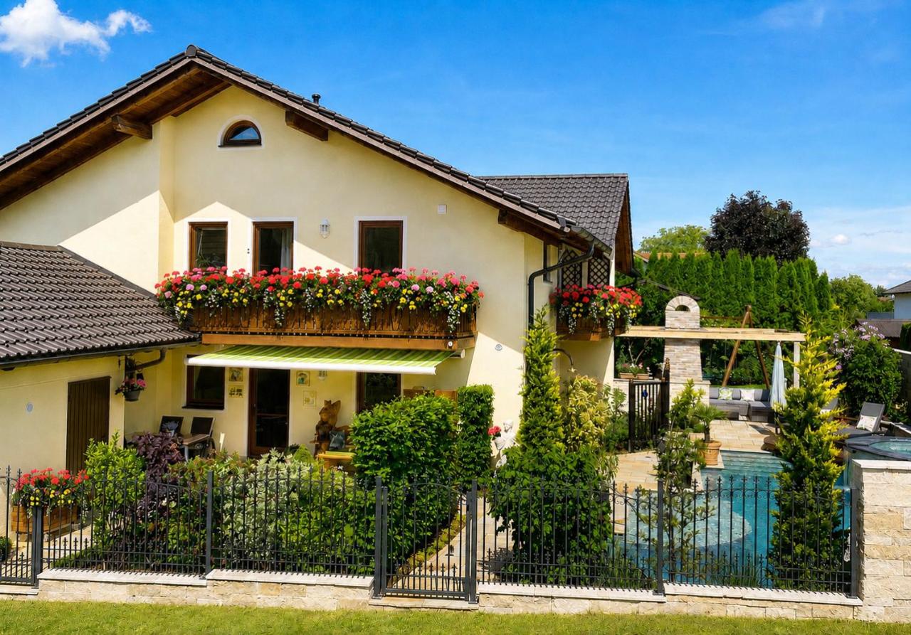AlpenAppartement Traumzeit - B&B Bernau am Chiemsee