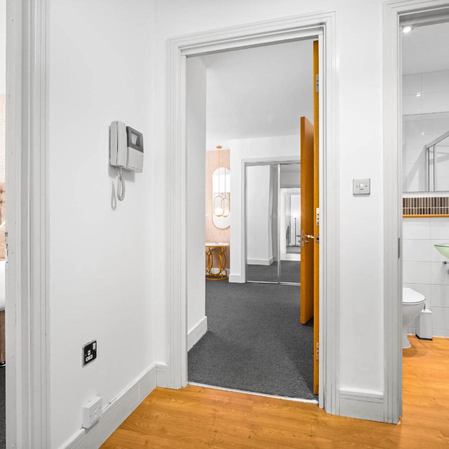 Stylish Two Bedroom Apartment - City Centre - King Beds - Fast Wi-Fi 81UM - B&B Birmingham