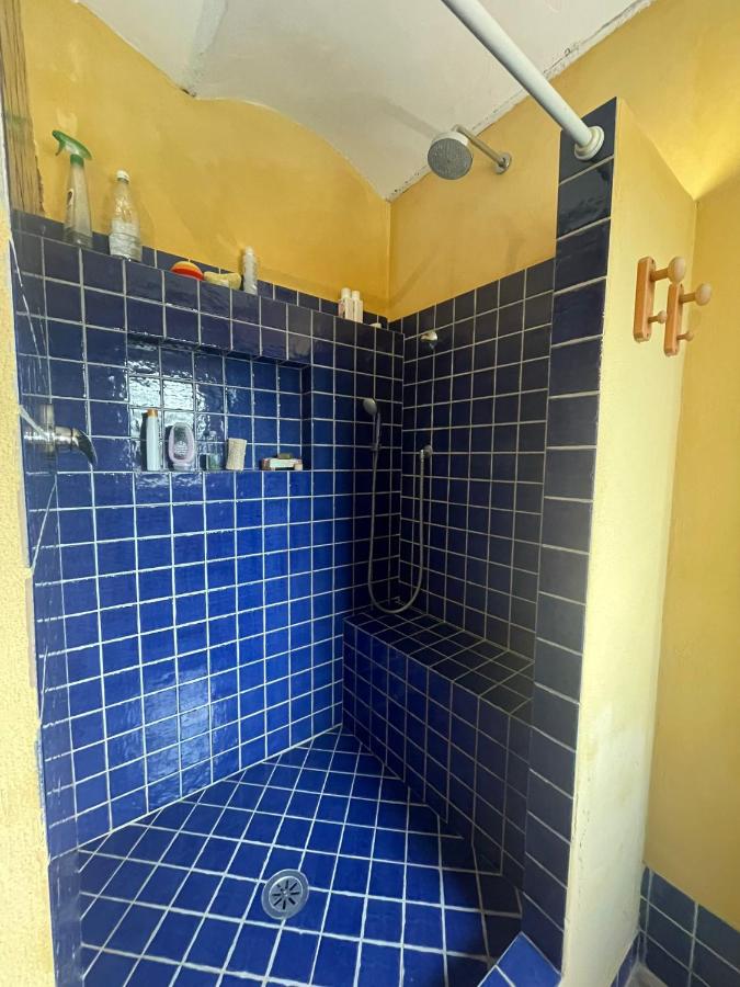 stanza con ingresso indipendente, letto 2 piazze - B&B Cavallerleone