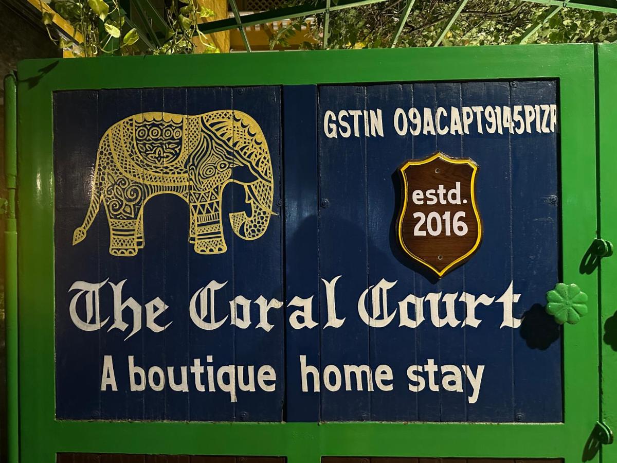 The Coral Court Homestay - By Tajmahal-True Colors & Aesthetics of India - B&B Agra